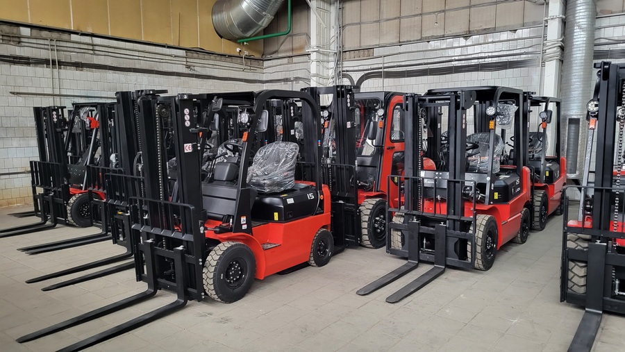 Тест-драйв складской техники на нашем складе в Октябрьском