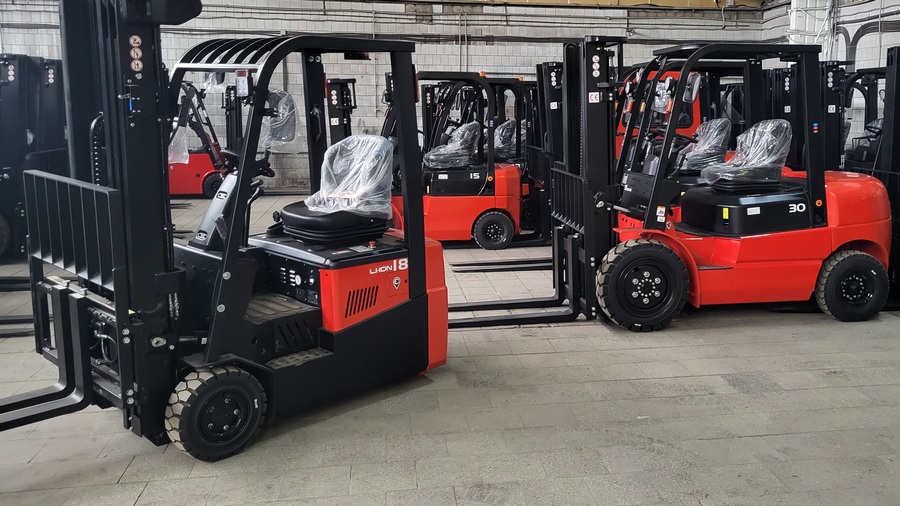 Тест-драйв складской техники на нашем складе в Октябрьском